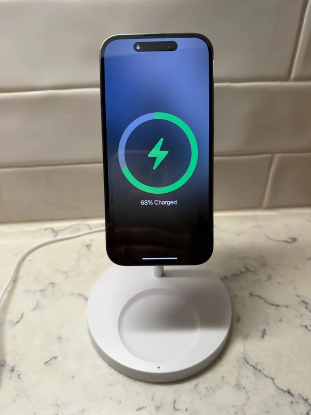 Belkin 2-in-1 Wireless Charger Stand with Mag Safe, White